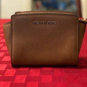Small Saffiano Leather Crossbody Purse